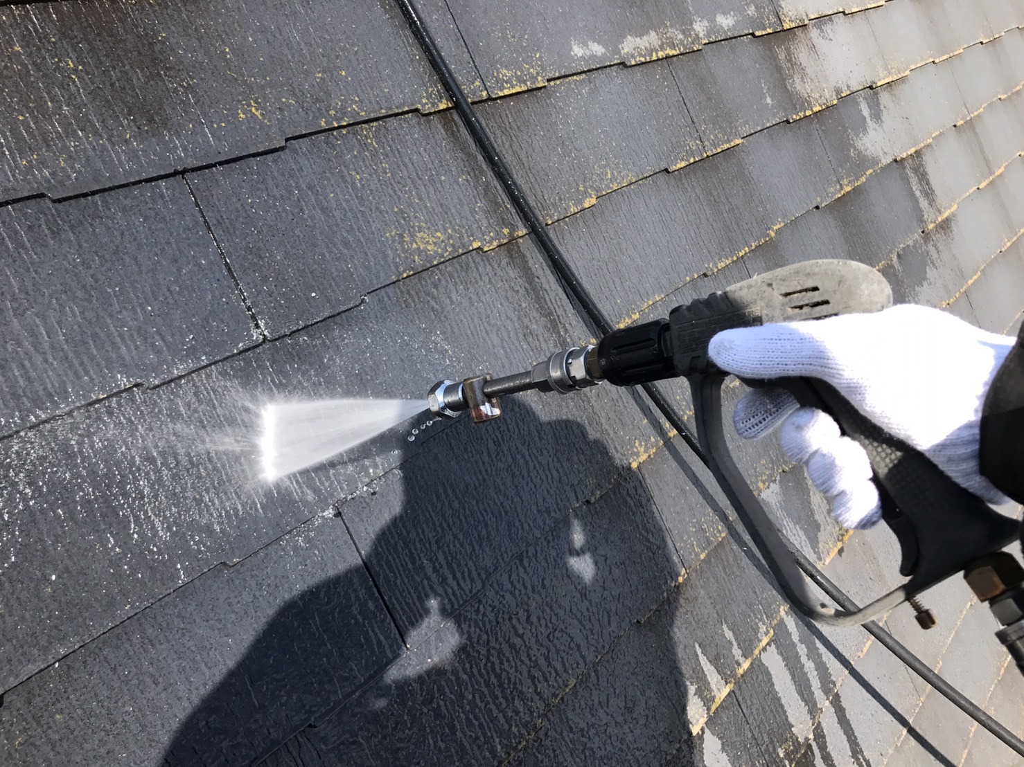 屋根の高圧洗浄