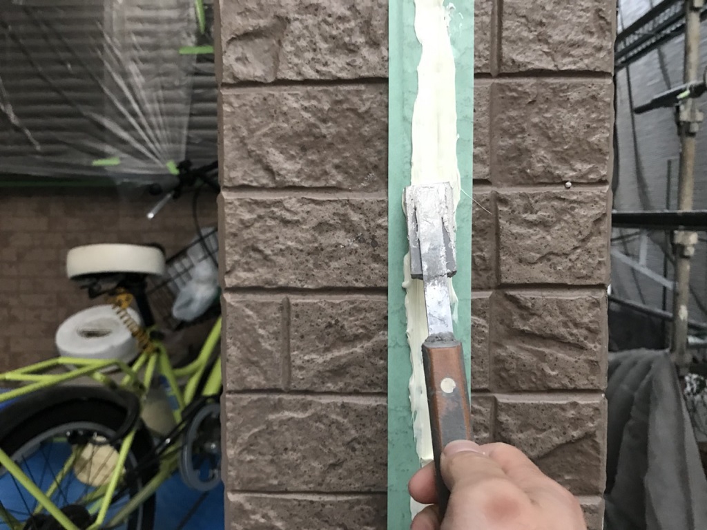 コーキング(シーリング)の打ち替え