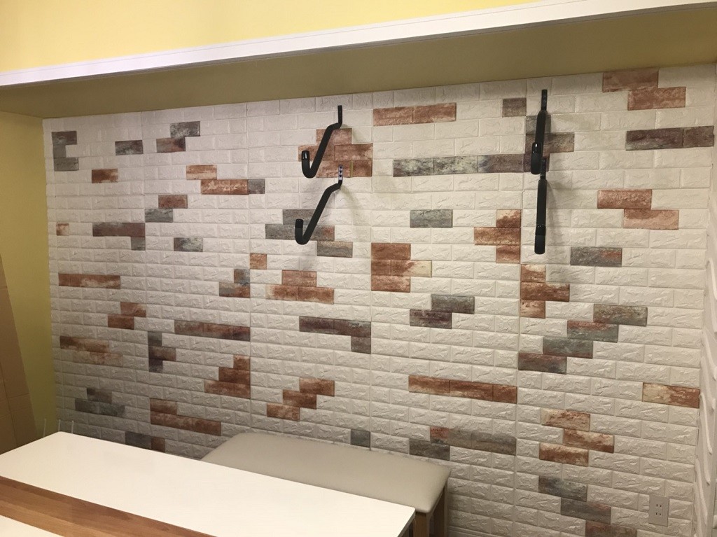 クッションブリックの内装工事