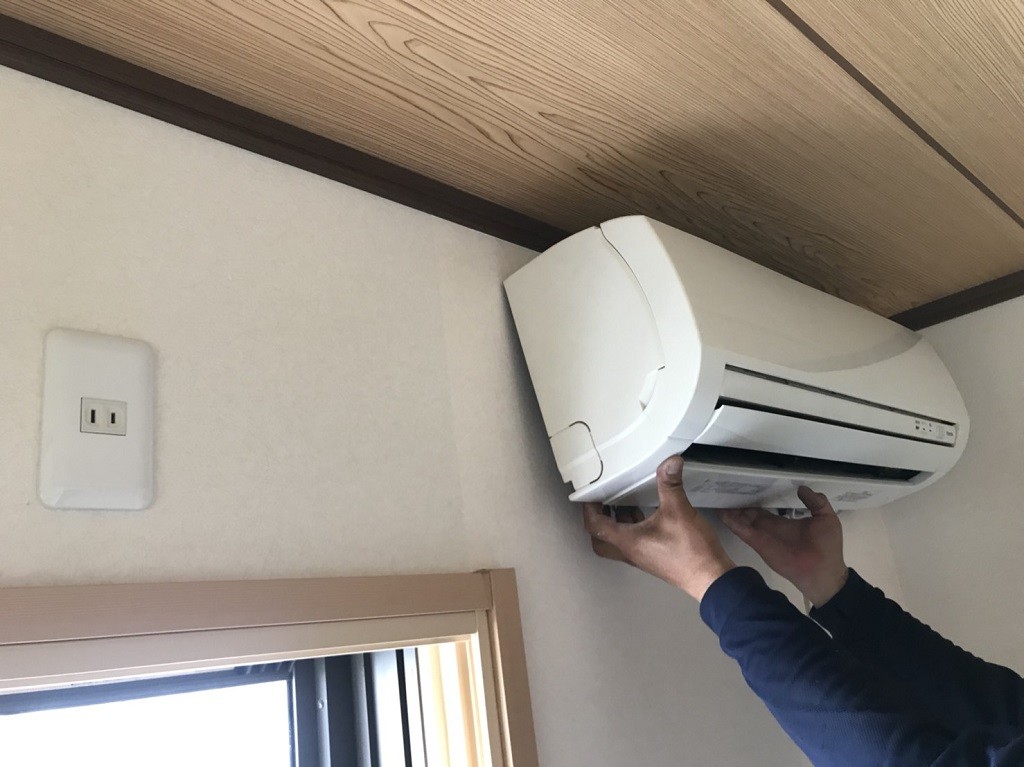 エアコン取り付け