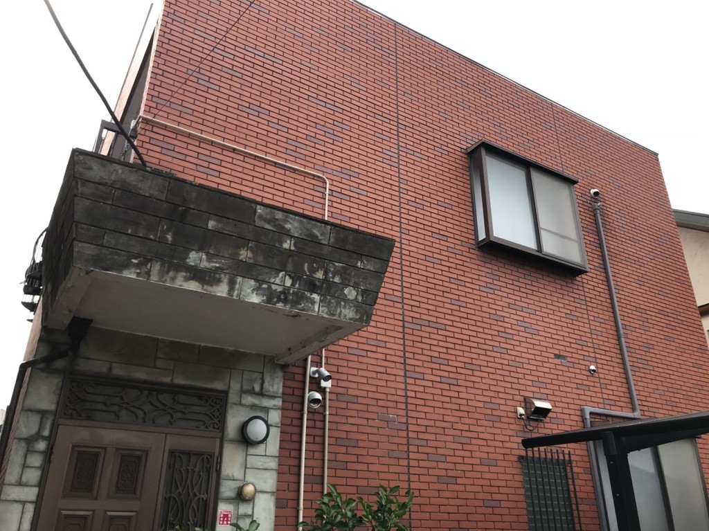 クリア塗装の現場調査と見積