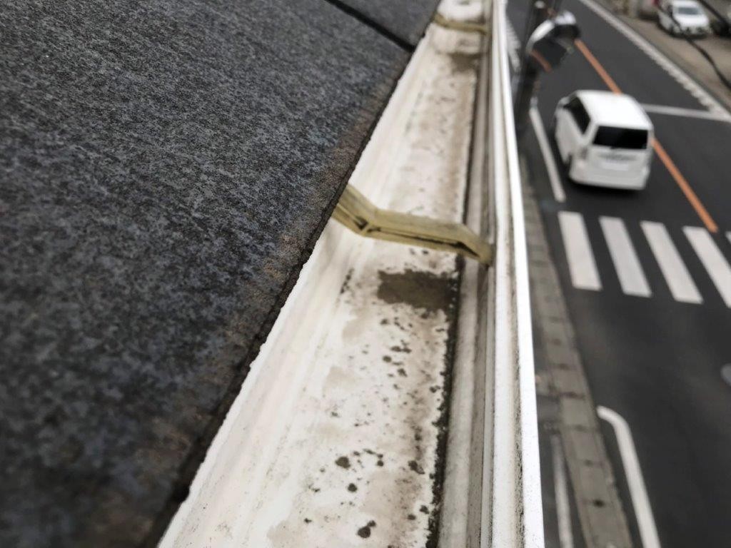 劣化した雨樋